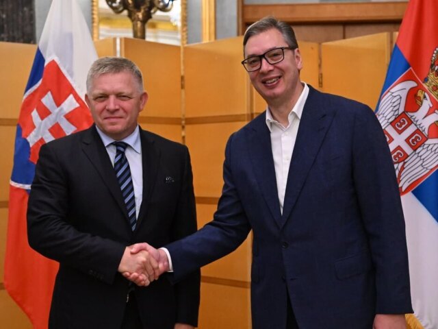 Fico, Vučič