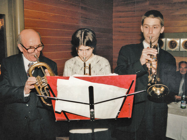 Šikulovské trio - Vincent, Michal, Elena, v Klube slovenských spisovateľov na Laurinskej ulici (1999). 