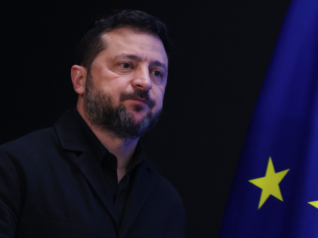 Zelenskyj ide ďalej a obvinil Trumpa zo snahy vyvinúť tlak na Ukrajinu, aby sa vzdala Rusku