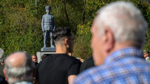 SR Kužlová socha Konev odhalenie POX