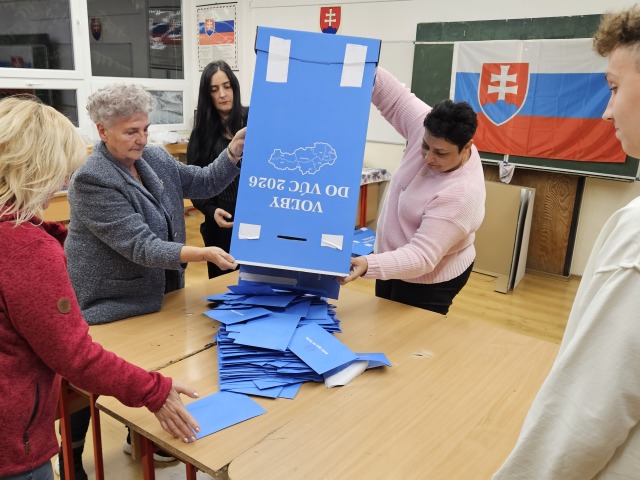 Po voľbách budú víťazmi všetci. Vallo a Lörinc ukázali dva recepty na úspech, tvrdí Hrabko