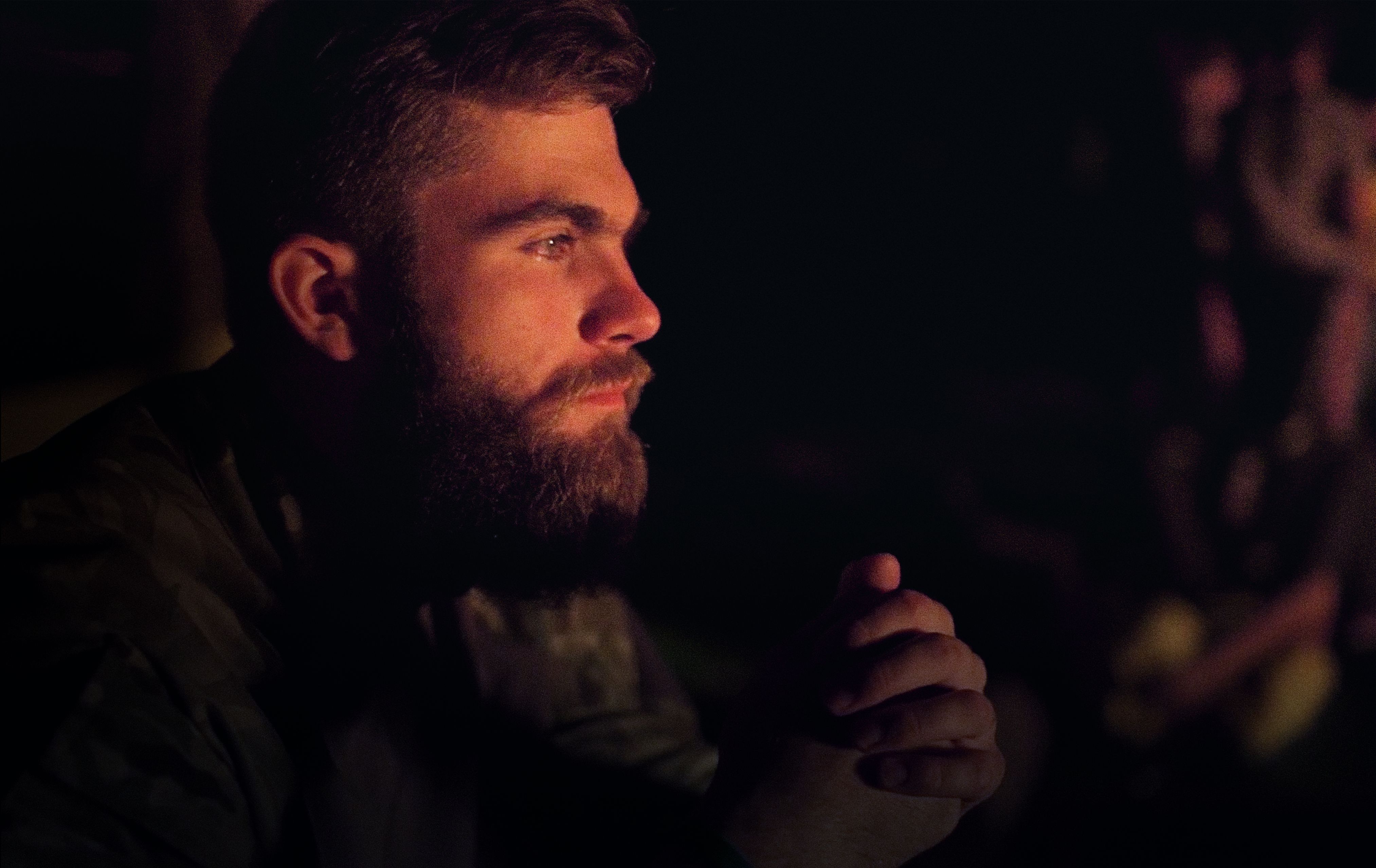 Dancer, jeden z troch hlavných hrdinov filmu Zomrieť a žiť.