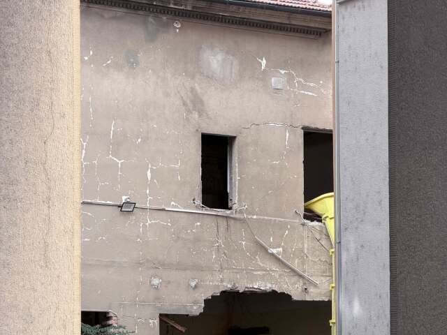 У центрі Братислави перекрили вулицю через загрозу обвалу стіни