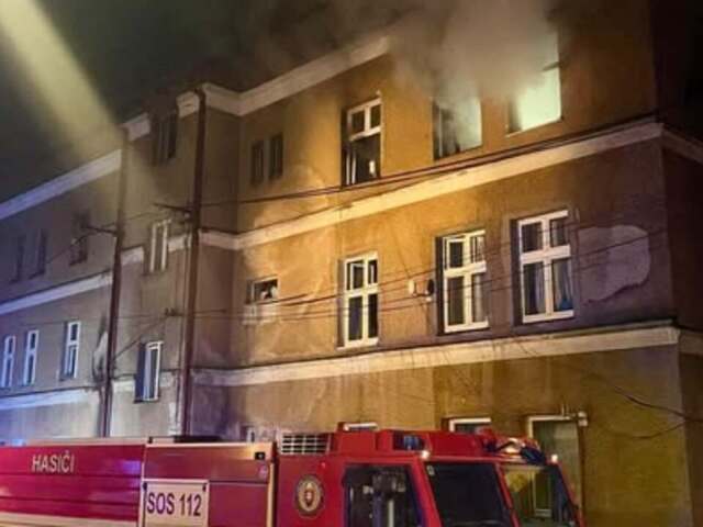 Požiar v Žiline vyhnal 48 ľudí z domovov. Mesto prijalo mimoriadne opatrenie, zasadne aj krízový štáb
