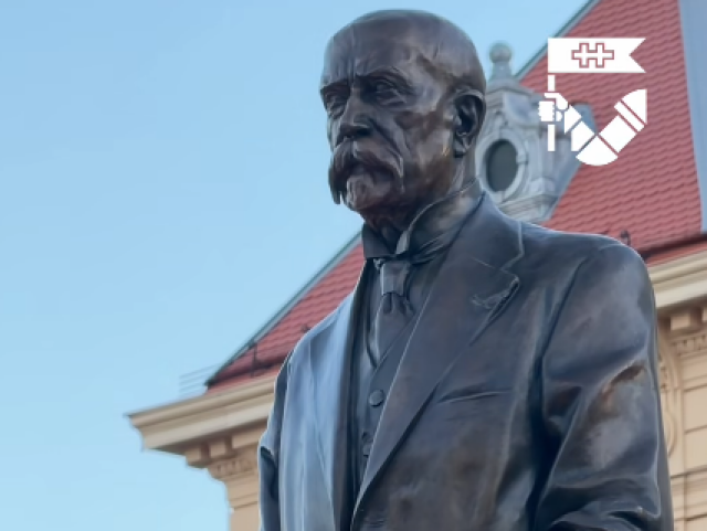 Masaryk sa po desaťročiach vrátil do Nitry. Jeho sochu dvakrát odstránili, teraz stojí opäť na pôvodnom mieste