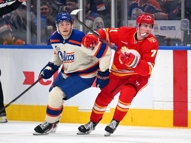 Nik nebol viac na ľade ako Nemec a Fehérváry. McDavid má brutálny rekord, pokoril aj Gretzkého