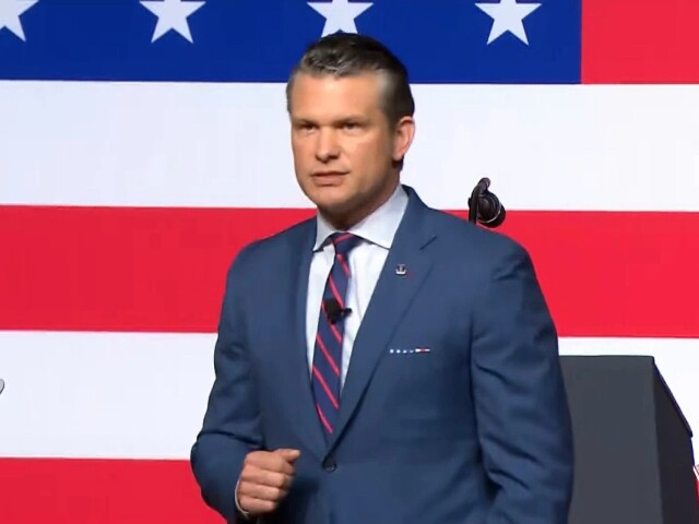 Personálne čistky v Pentagóne pokračujú. Hegseth odvolal ďalšieho špičkového vojenského stratéga