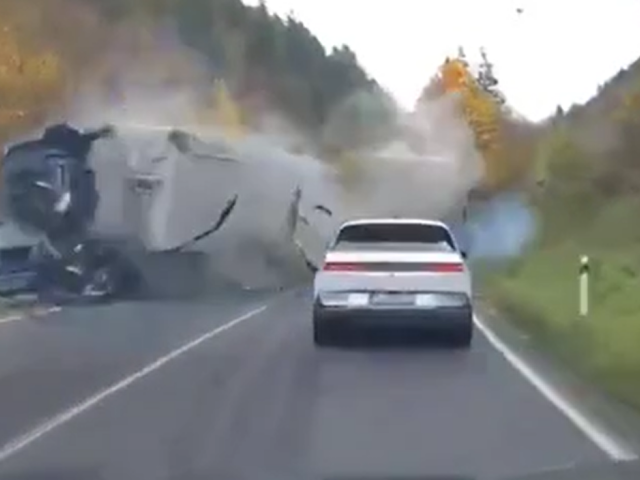 VIDEO: Donovaly sú po nehode úplne paralyzované, máme autentické zábery z hrôzostrašnej zrážky